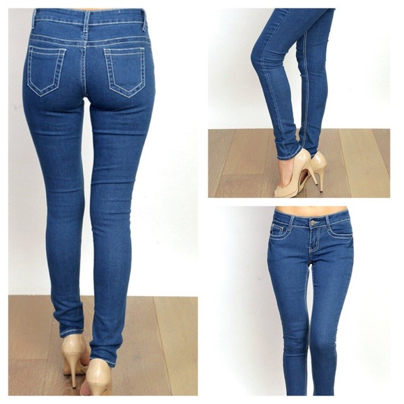 Dark Wash Skinny Jeans - Picture 4 of 4